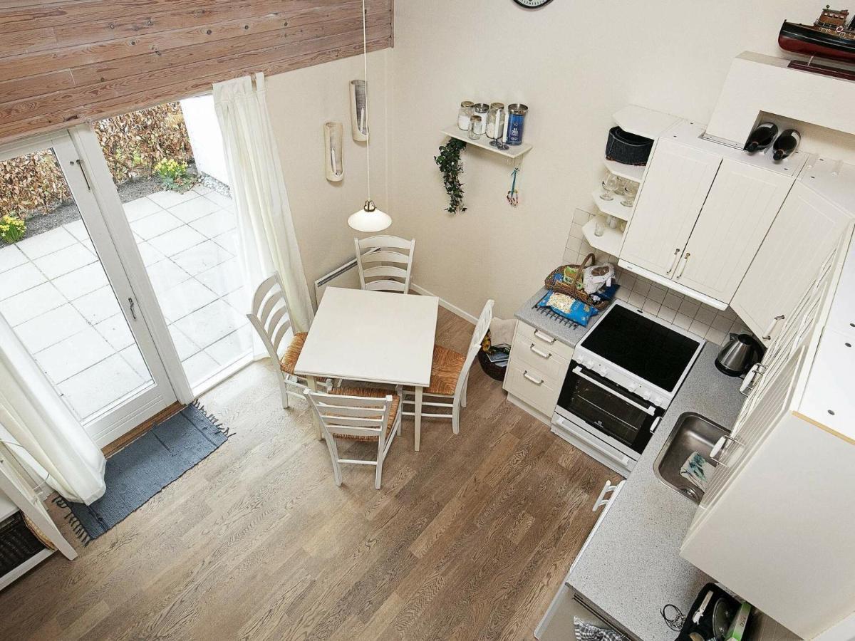 4 Person Holiday Home In R Sk Bing Эрёскёбинг Экстерьер фото